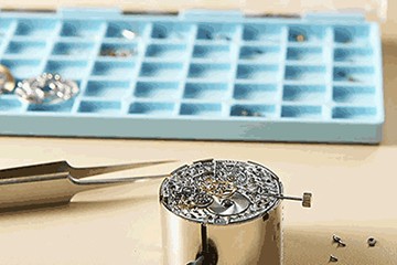 哈尔滨江诗丹顿表售后维修服务点在哪